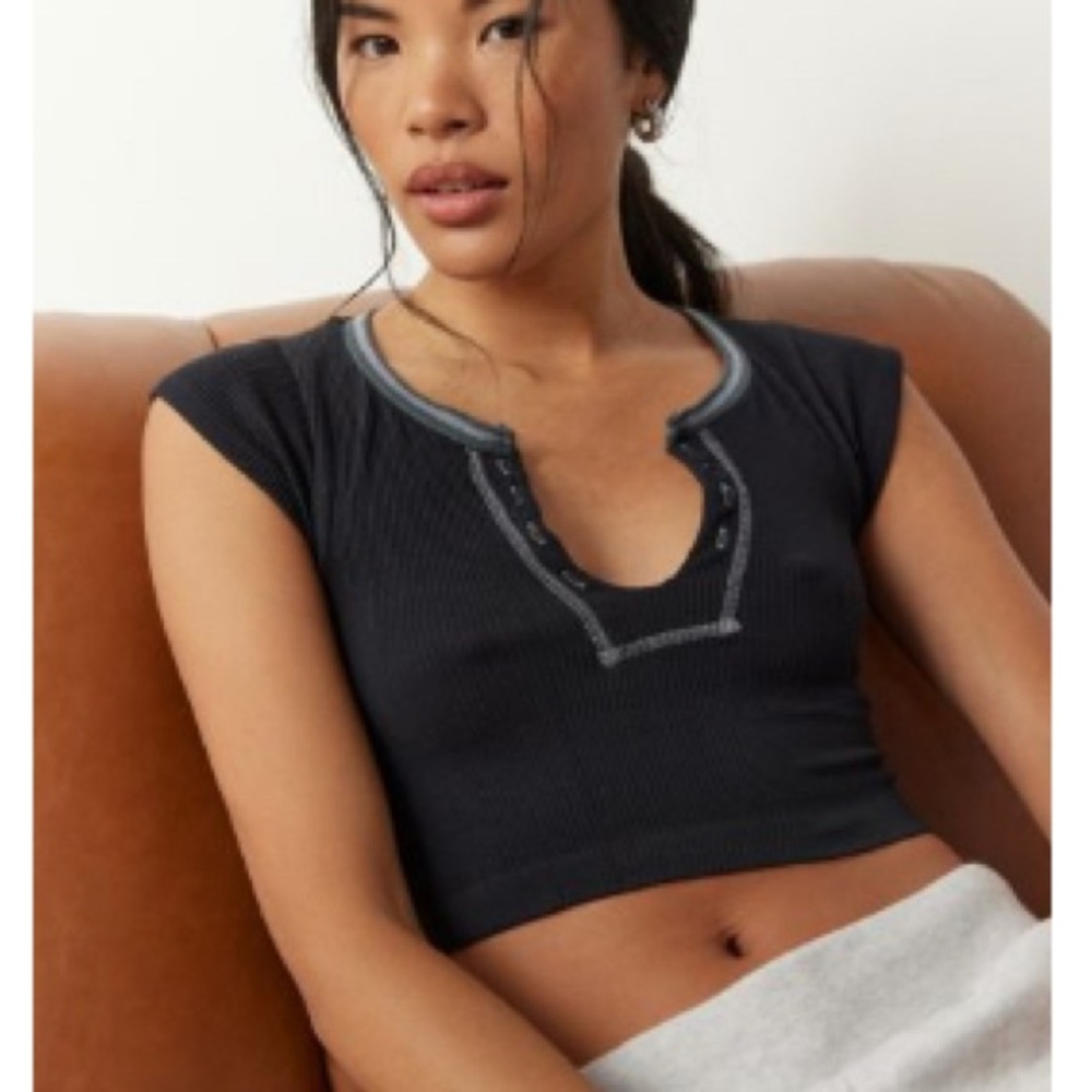 Urban Outfitters Black Ribbed Crop Top